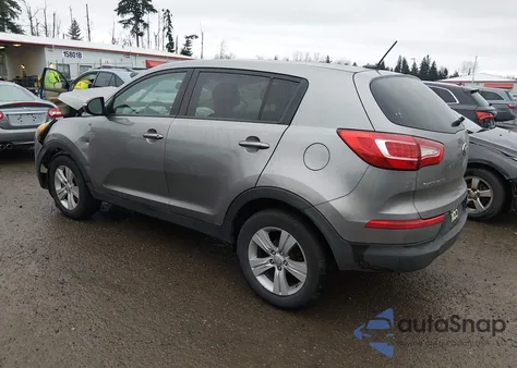 2013 Kia Sportage Lx z USA, uszkodzony, nr VIN KNDPB3A25D7444594